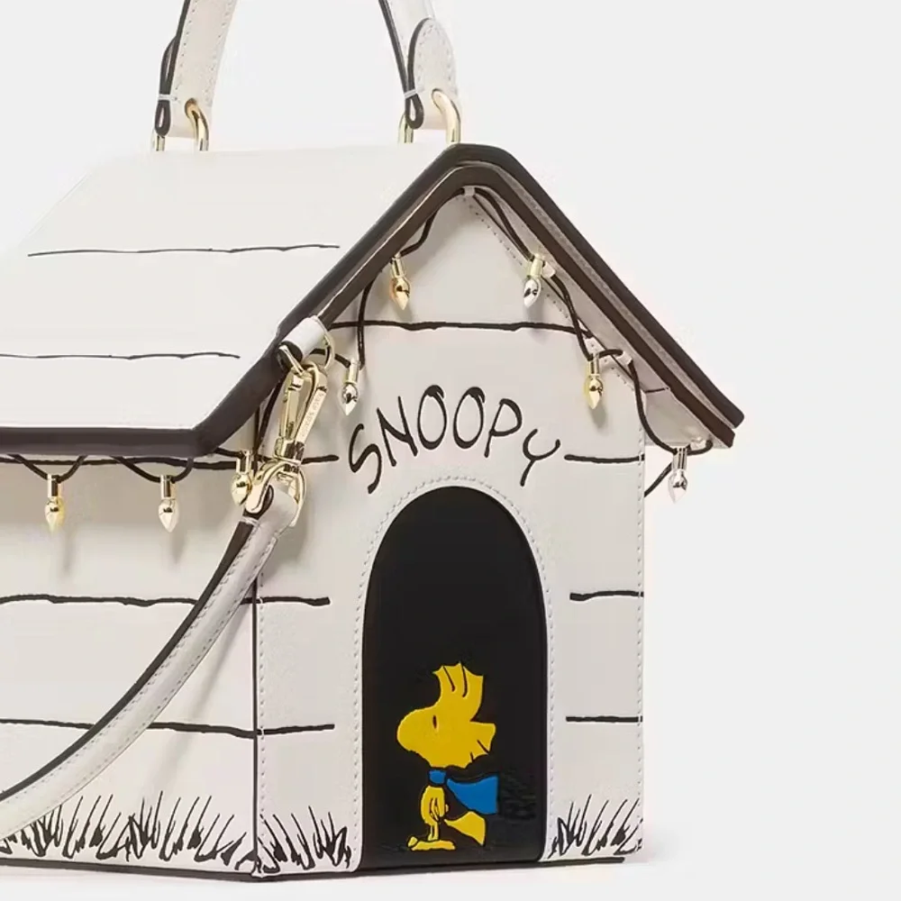 🔥Kate Spade X Peanuts Snoopy 3D‎ Dog House Crossbody Bag NWT